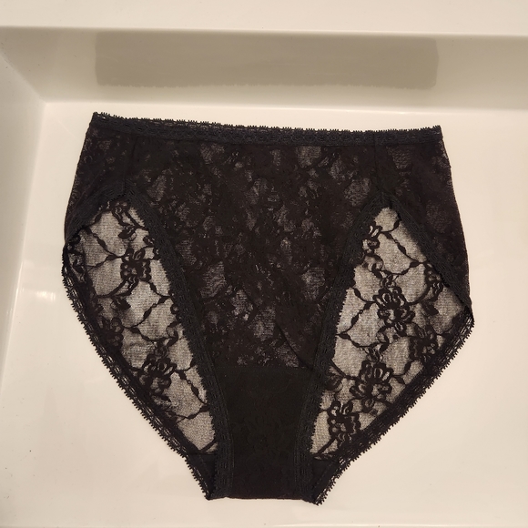 Natori Other - Natori Panties One Size